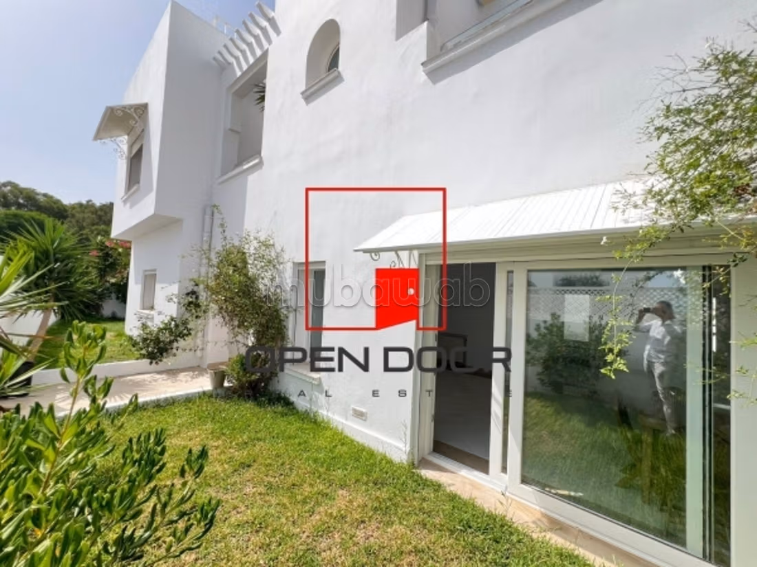 Magnifico duplex con giardino a Marina Gammarth