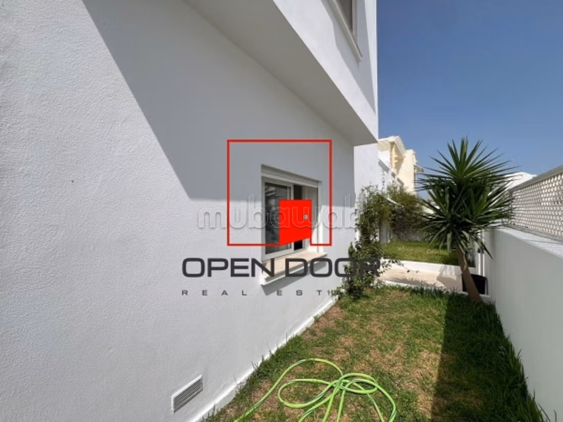 Magnifico duplex con giardino a Marina Gammarth