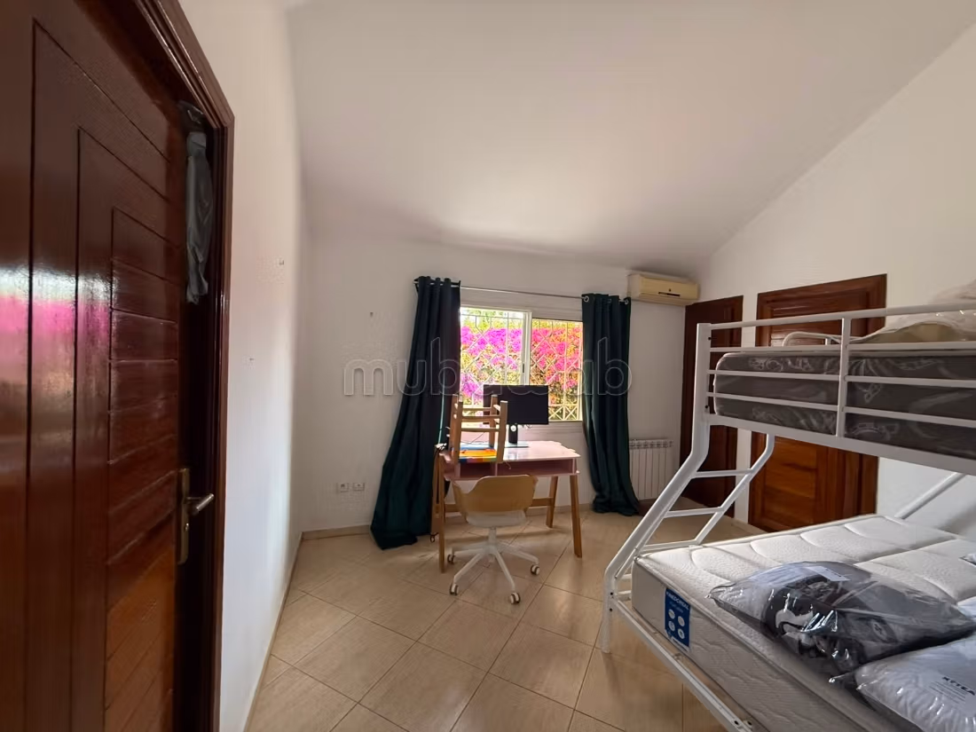Magnifique villa en plein centre de Souissi