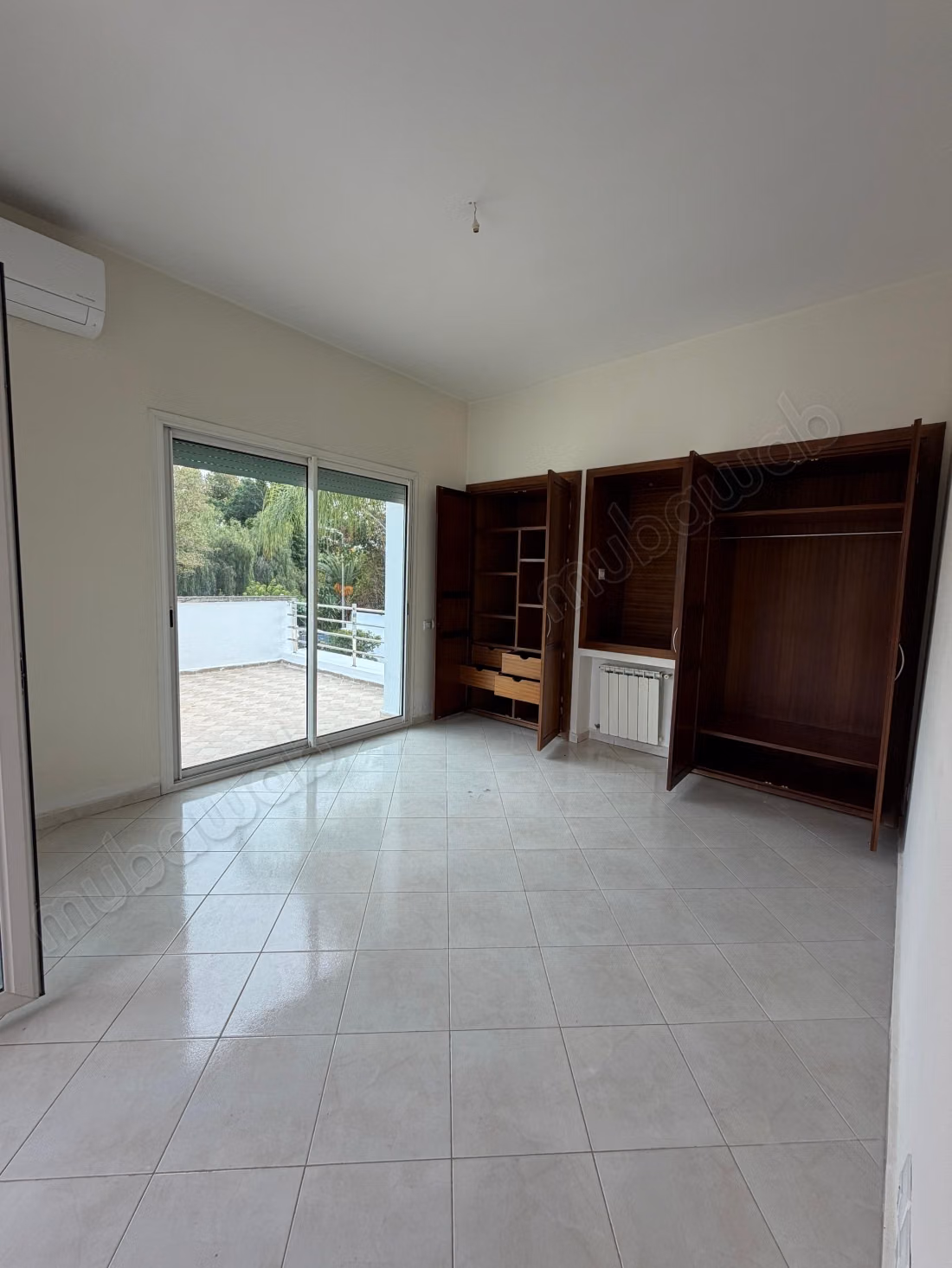 Magnifique villa en plein centre de Souissi
