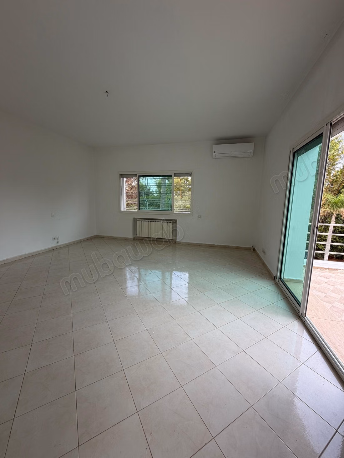 Magnifique villa en plein centre de Souissi