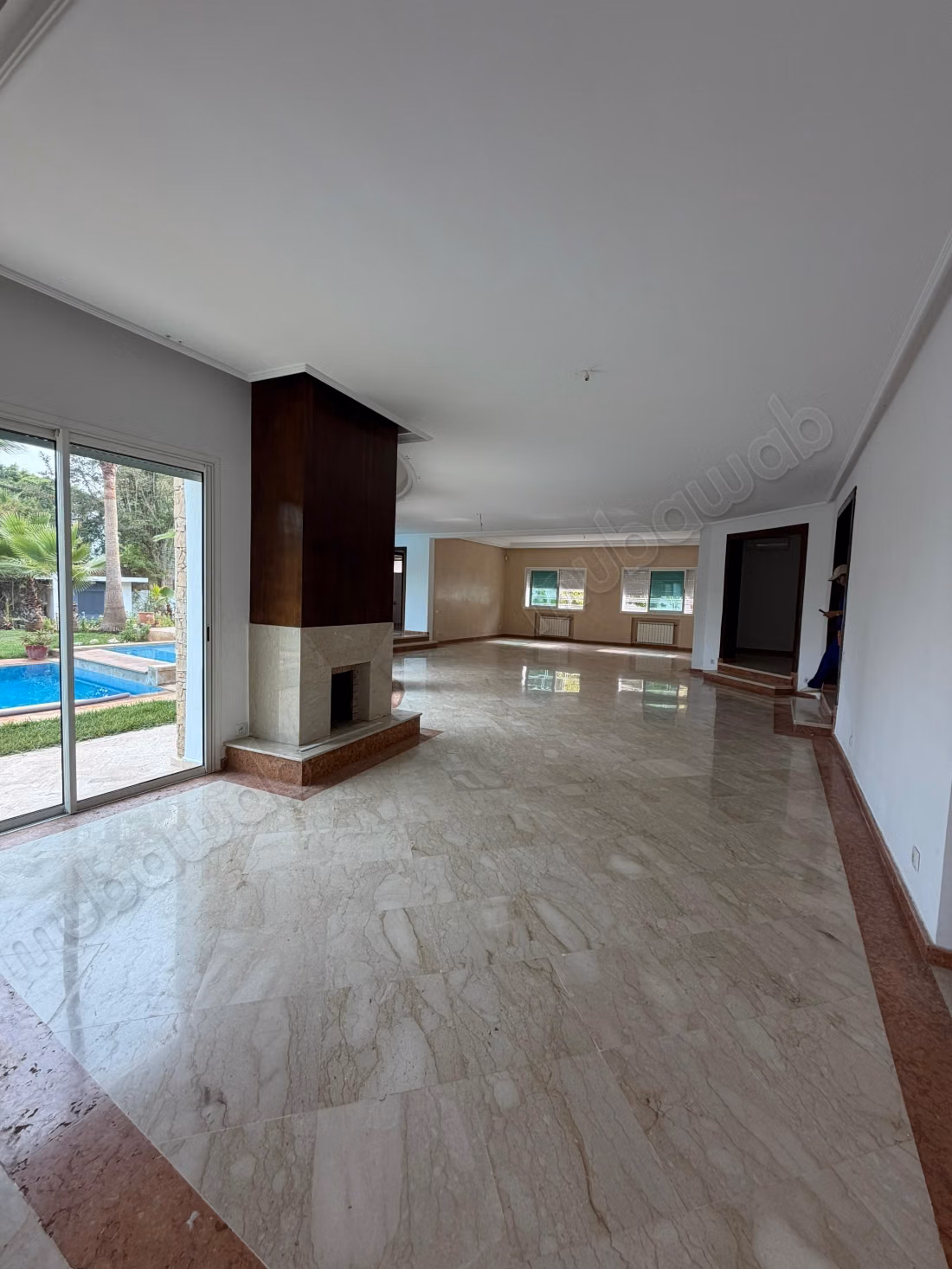 Magnifique villa en plein centre de Souissi