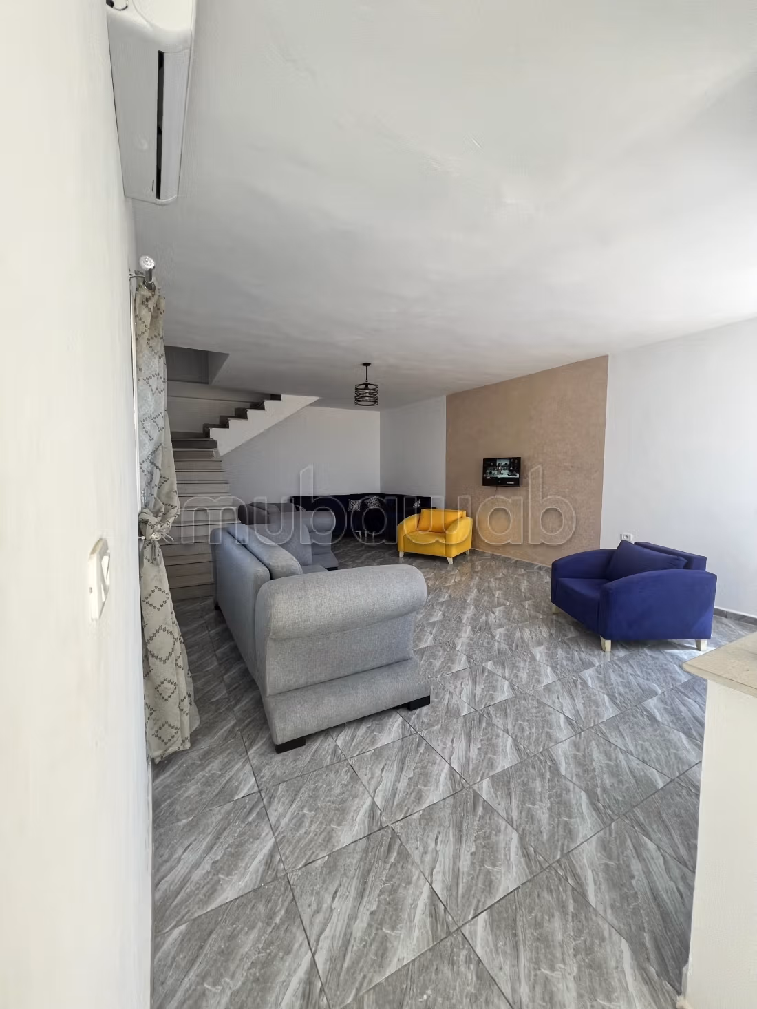Beachfront house with terrace & BBQ Ain mestir