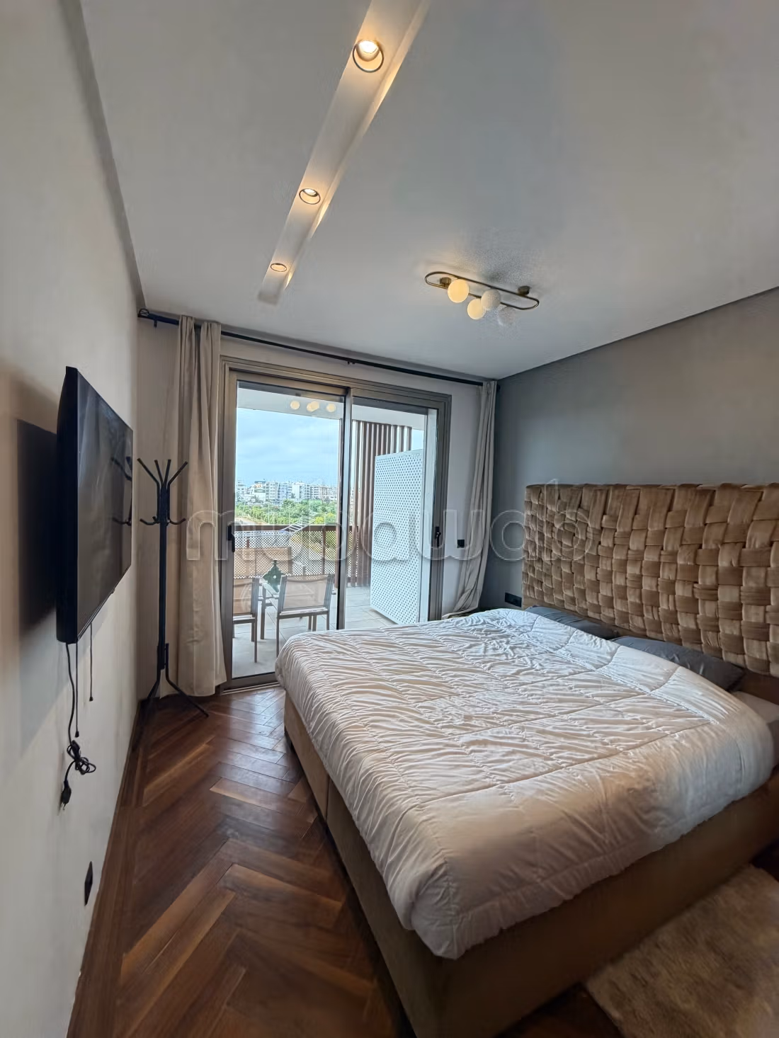 Appartement à louer à Casablanca Finance City. 2 grandes pièces. Bien meublé — 5