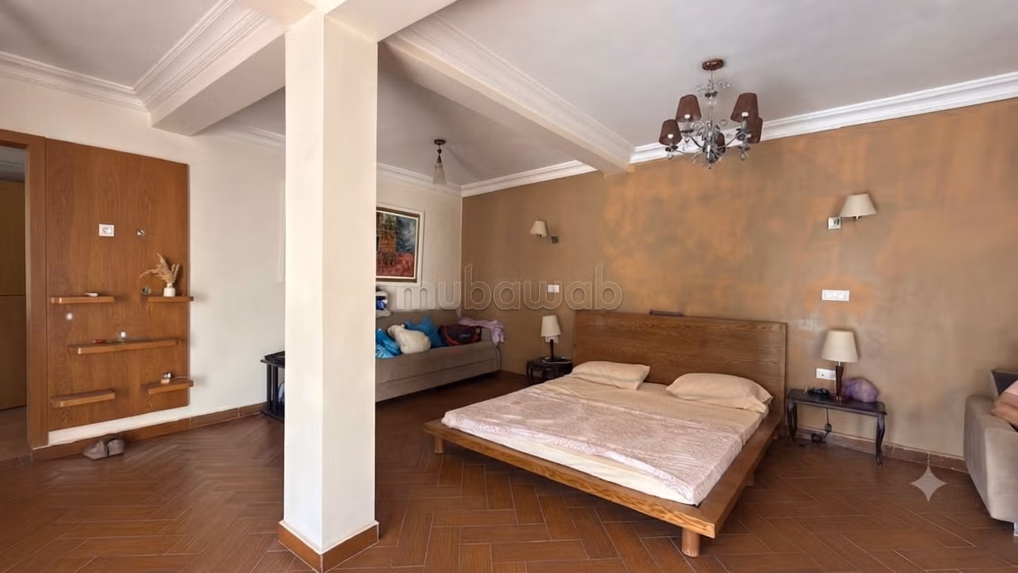 Villa with High Potential: Panoramic View