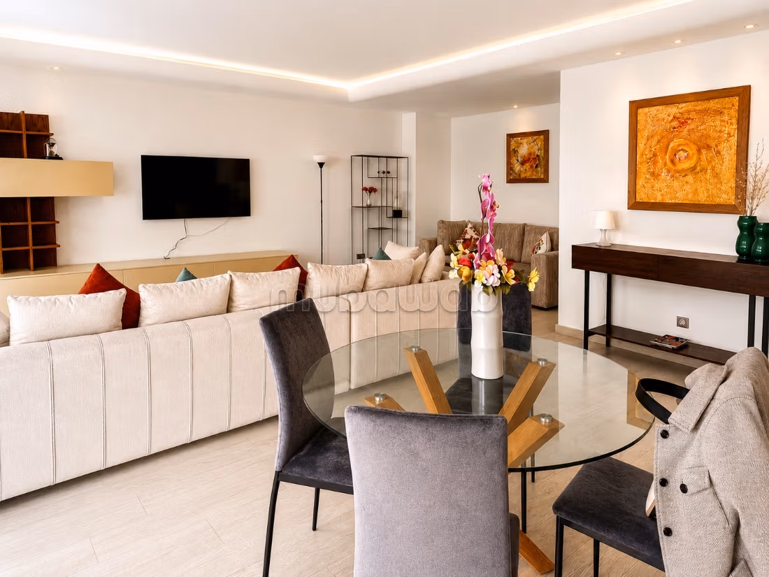Superbe appartement à louer à Racine. 2 chambres agréables. Meublé — 4