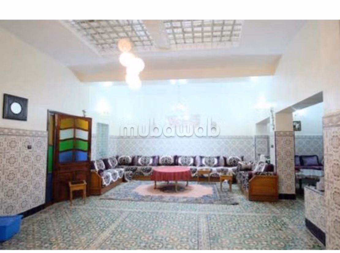 Villa 312 m² f Place lahdim — 9