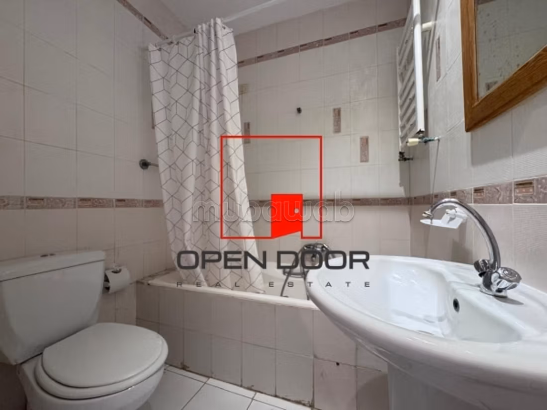 In affitto - Magnifica villa con piscina a Cartagine