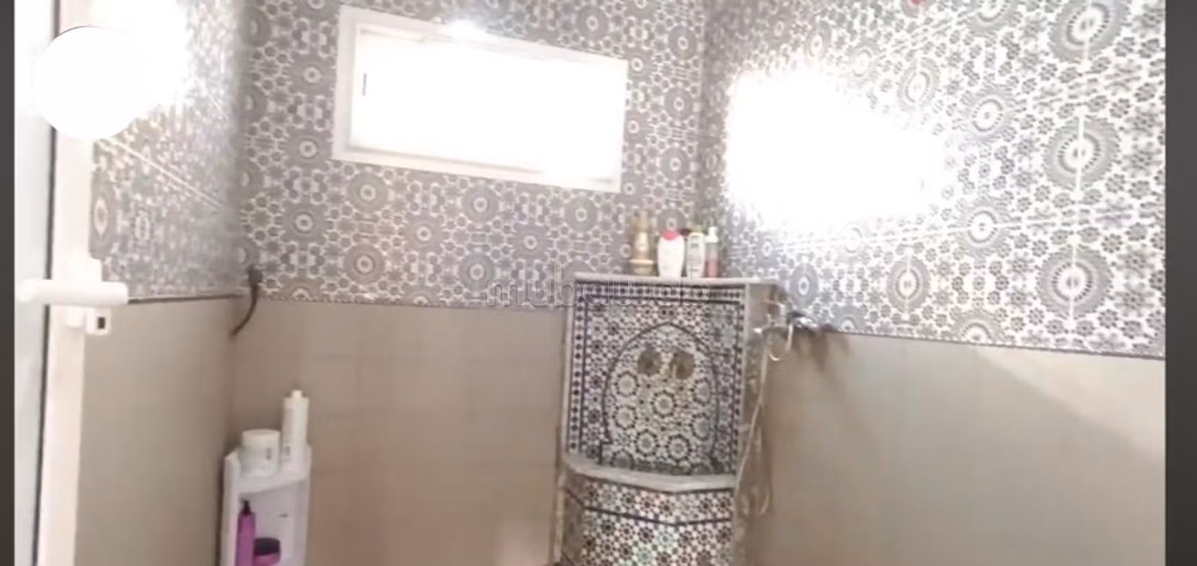 Magnifica villa in vendita a Hay Salam. Superficie di 300 m². Bellissima terrazza e giardino