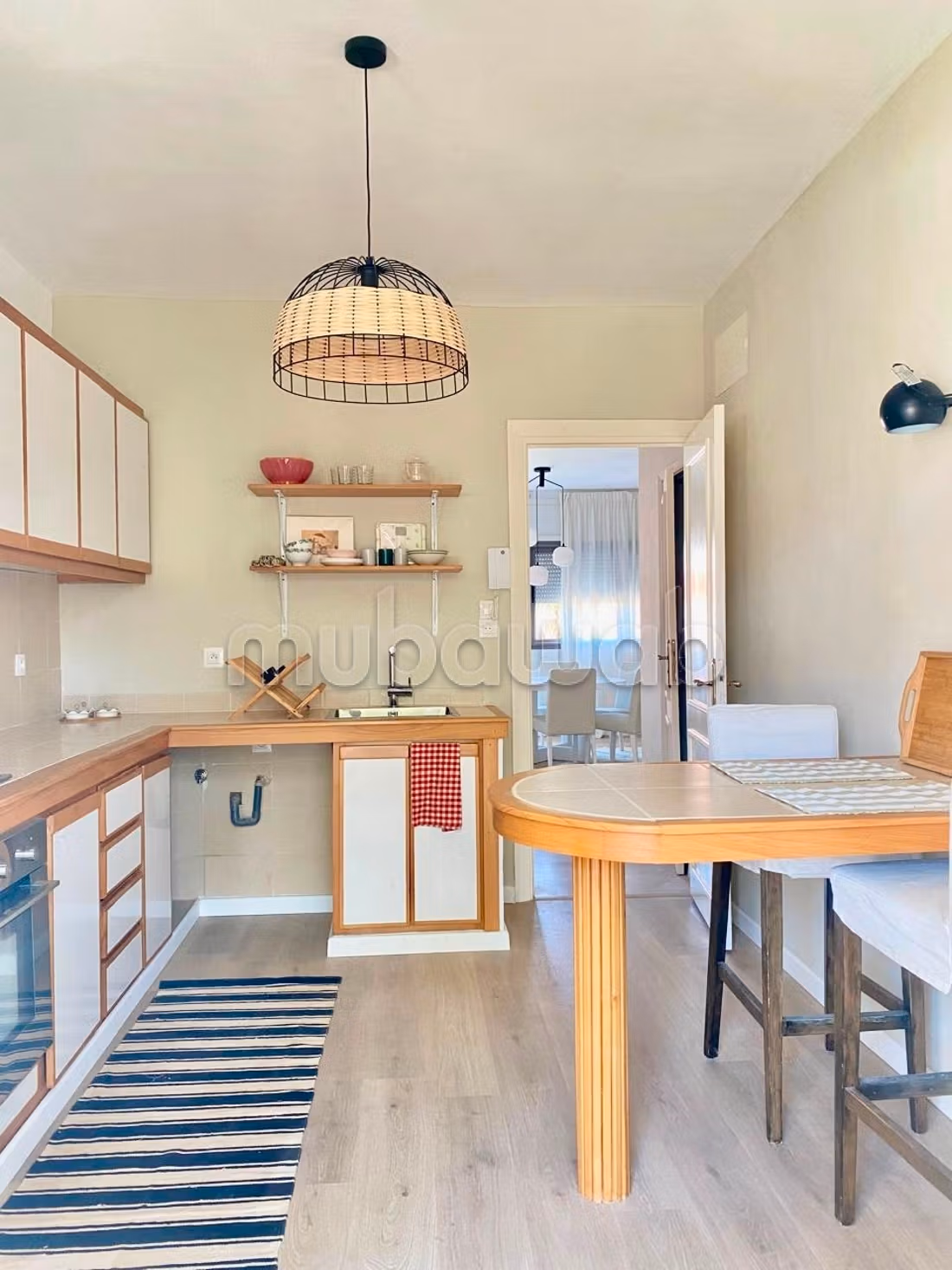 Bellissimo appartamento in affitto a CIL Hay Salam. Superficie totale 105 m². Ben arredato