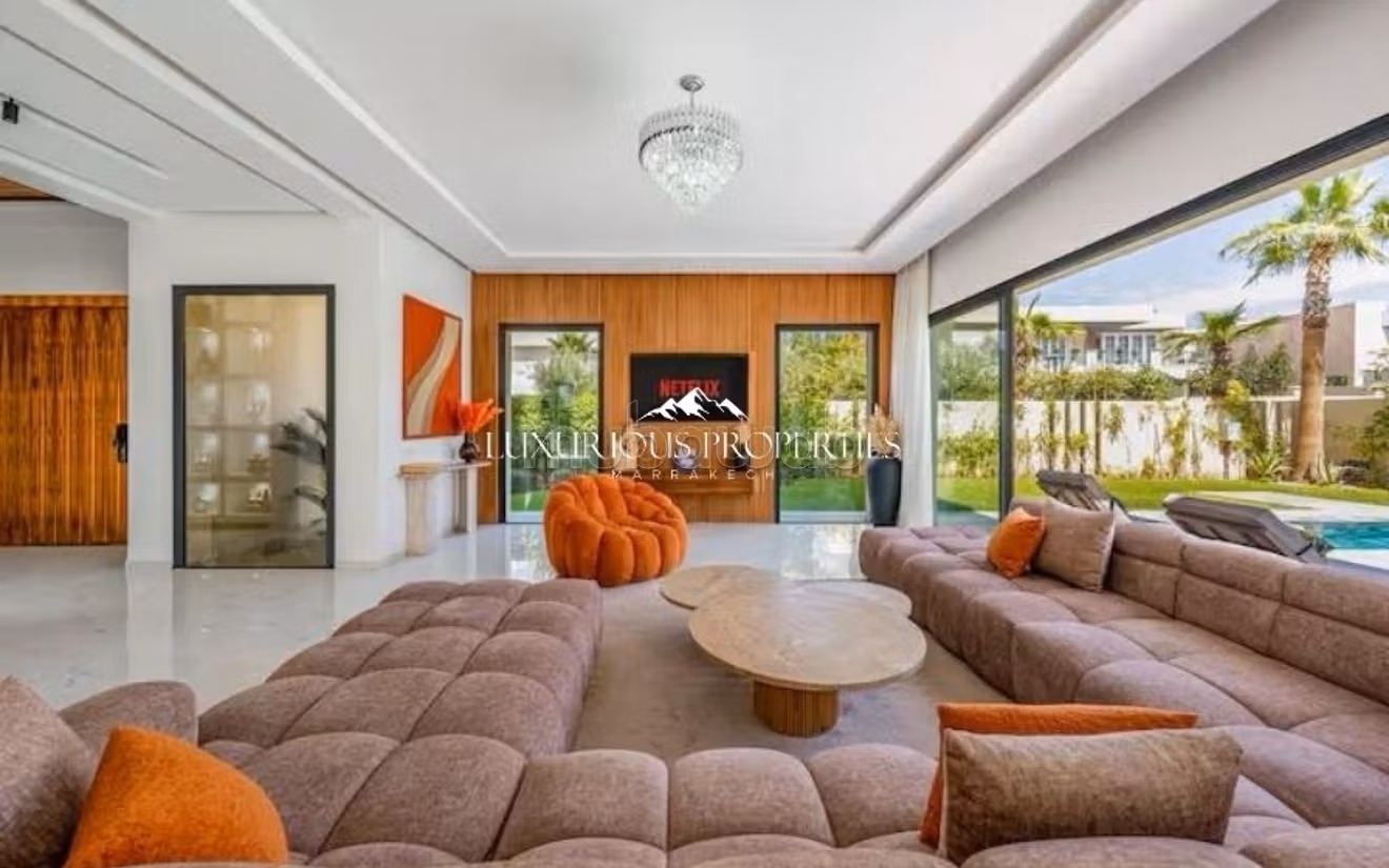Villa lussuosa con 4 suite e piscina