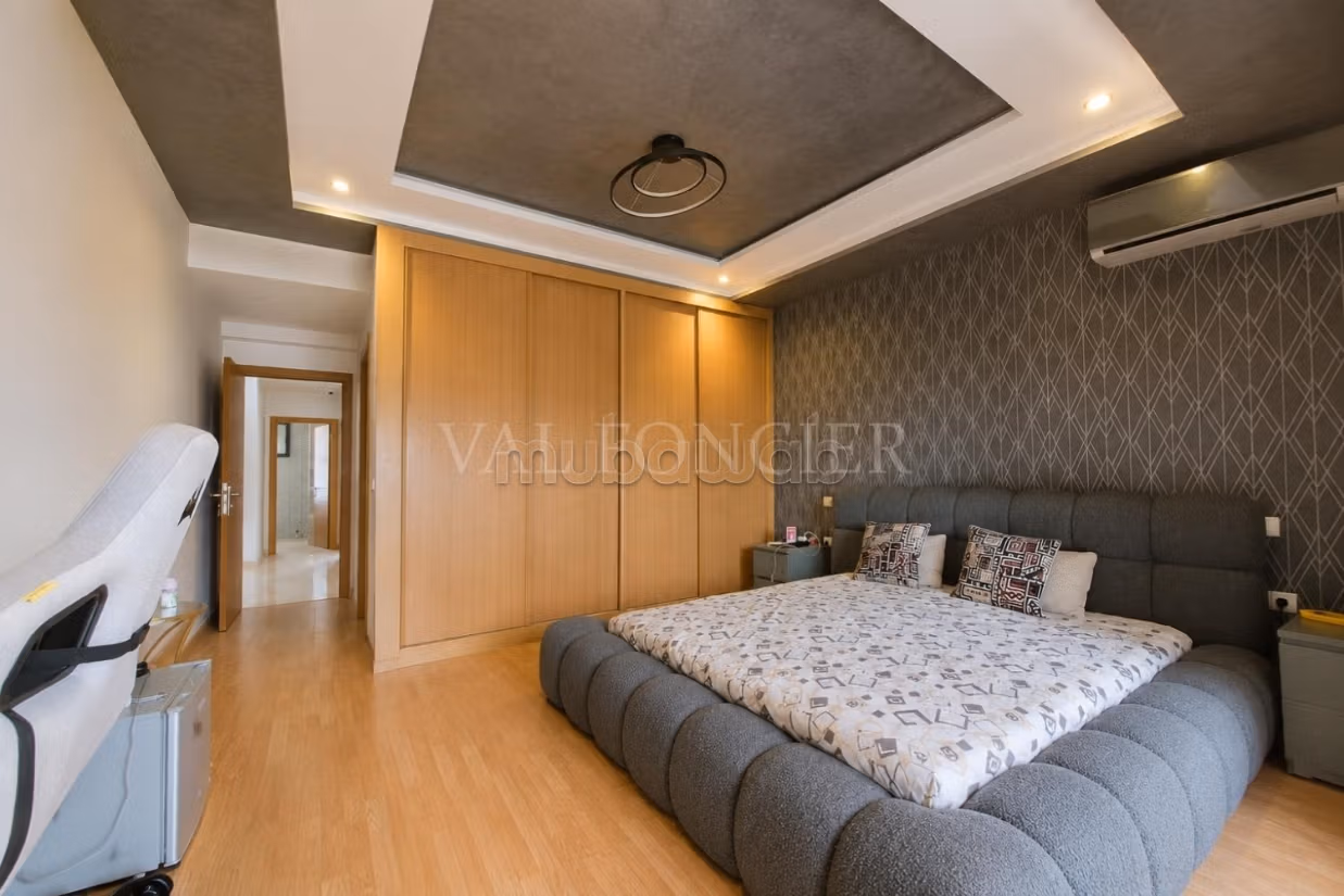 Vente Magnifique Villa 402m2 4chambres avec Piscine, Bouskoura
