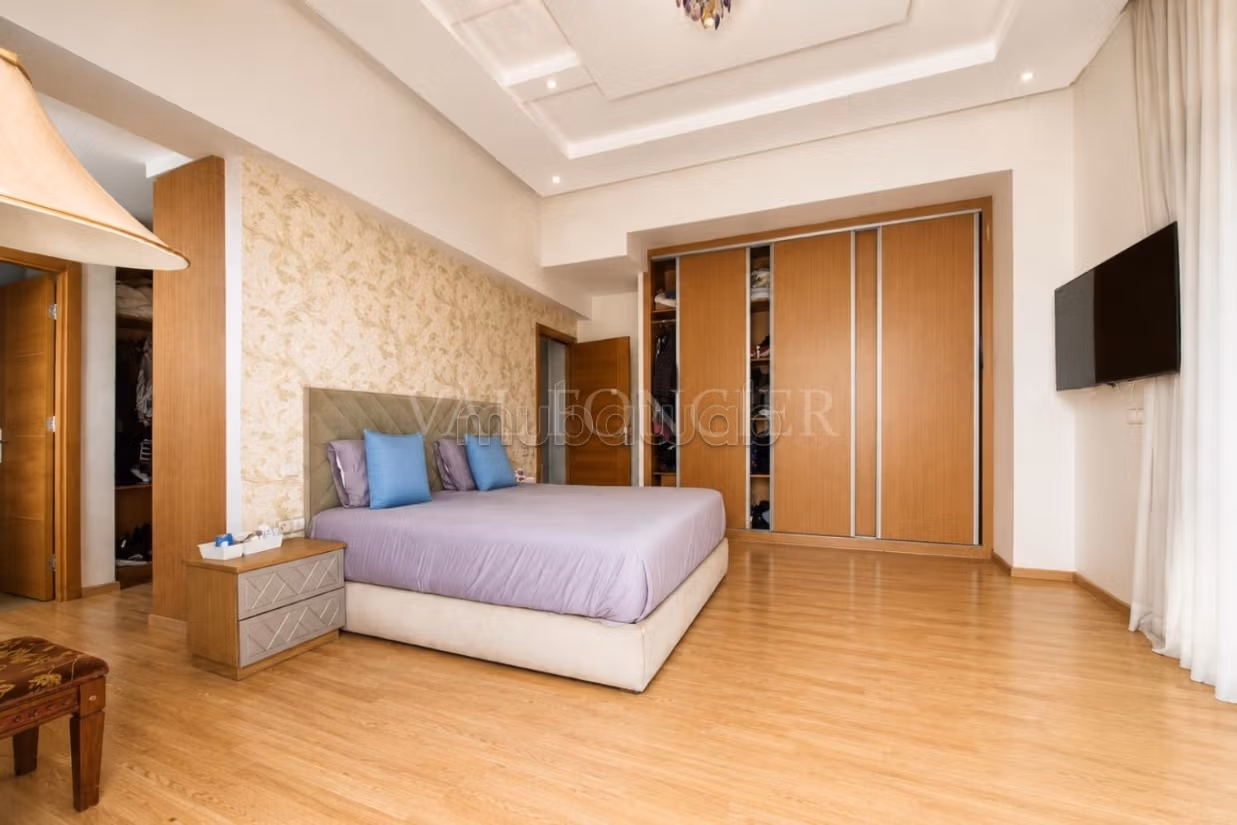 Vente Magnifique Villa 402m2 4chambres avec Piscine, Bouskoura