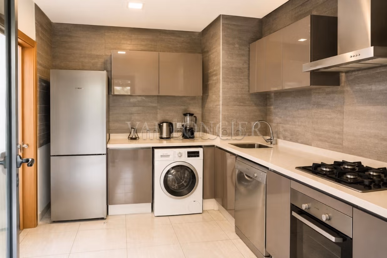 Location Superbe Rez de jardin 2chambres avec terrasses 
CFC, Casablanca — 5