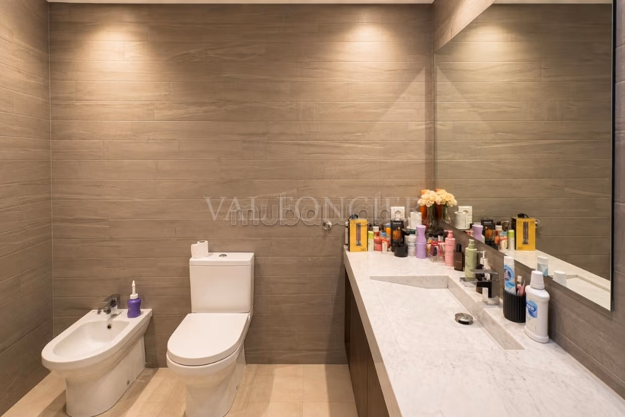 Vente Appartement 188m2 3chambres avec jardin privatif, 
Bouskoura