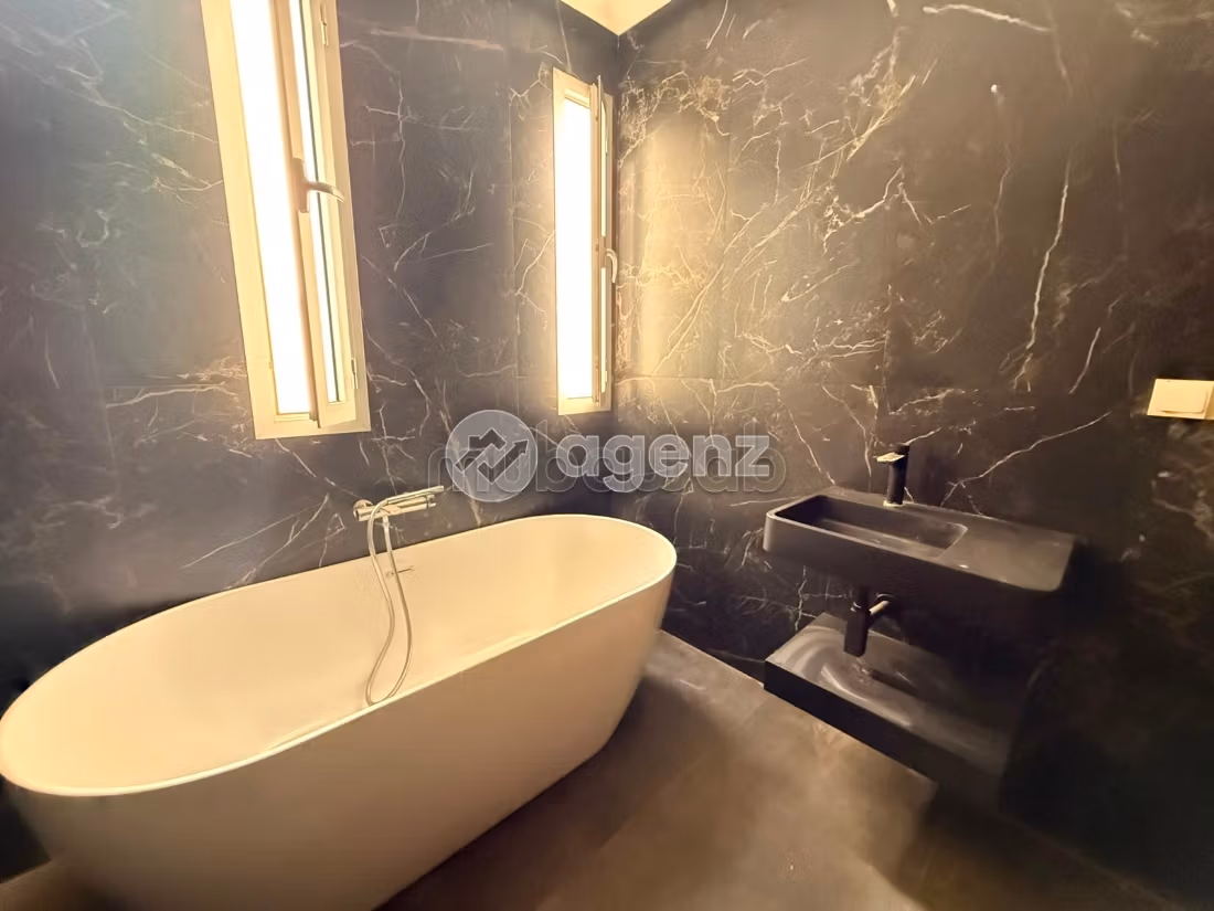 Apartamento en venta 87 m², 2 dormitorios Hay Mohammadi Agadir