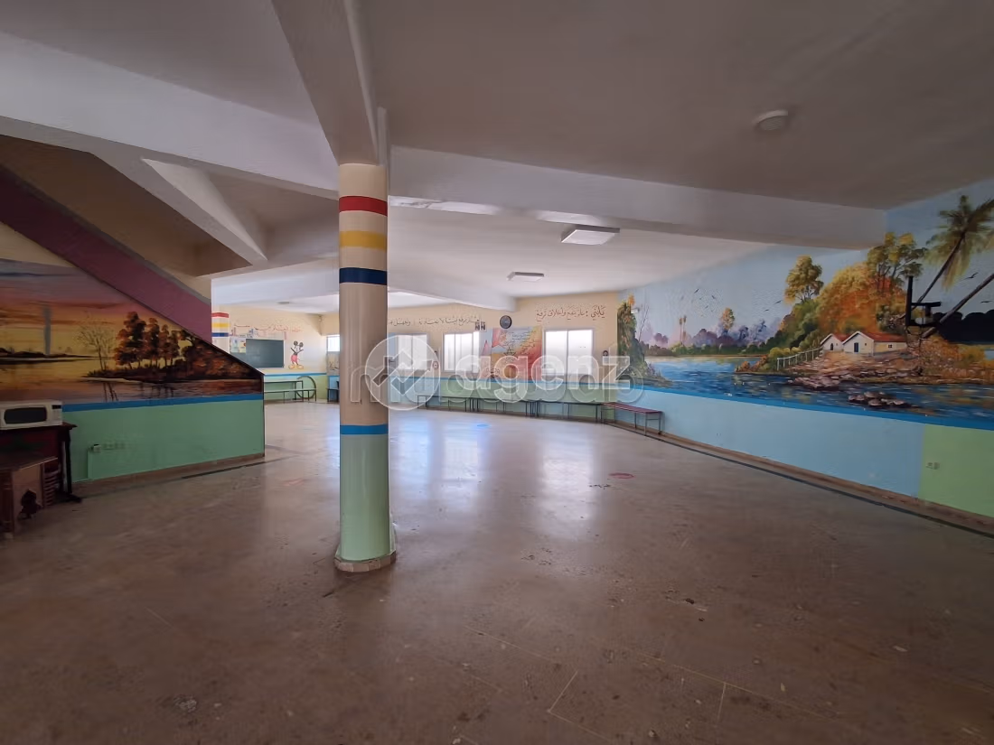 Comercio en venta 2 700 m² Magreb Al Arabi Skhirate Témara
