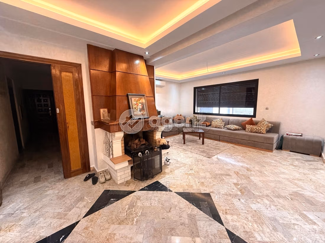 Appartement à vendre 106 m², 2 chambres Les Hôpitaux Casablanca