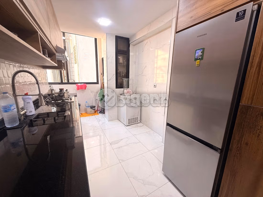 Appartement à vendre 106 m², 2 chambres Les Hôpitaux Casablanca