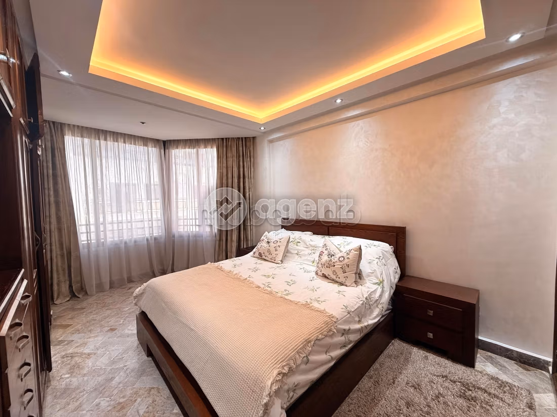 Appartement à vendre 106 m², 2 chambres Les Hôpitaux Casablanca