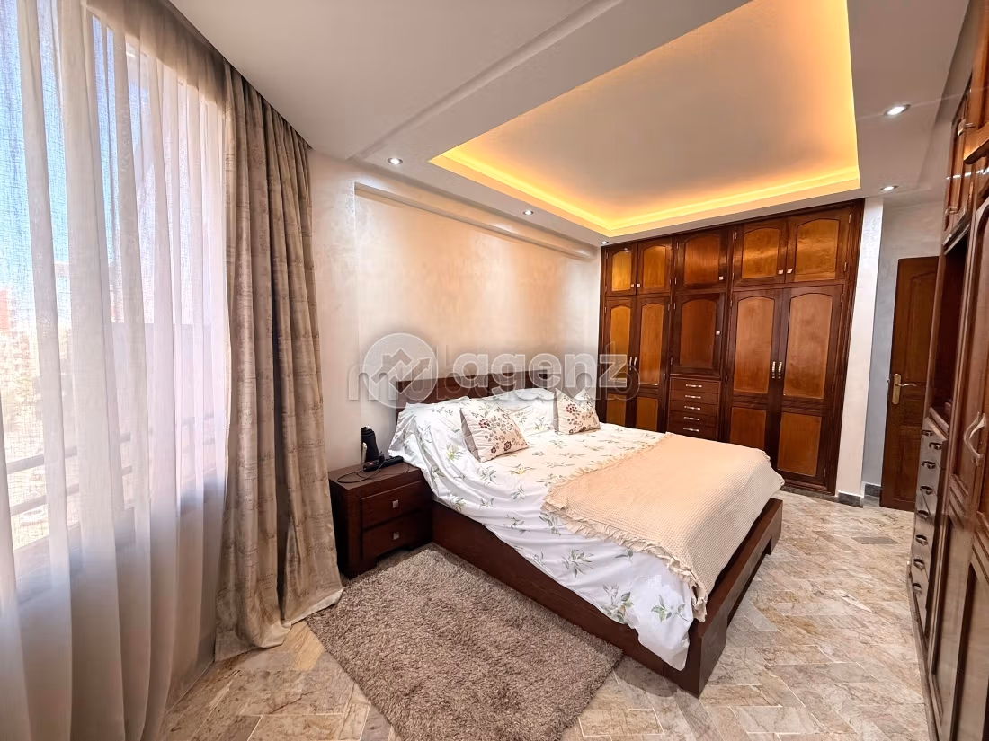 Appartement à vendre 106 m², 2 chambres Les Hôpitaux Casablanca