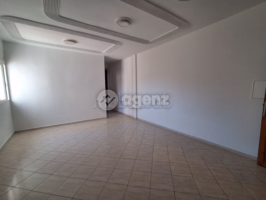 Appartement à vendre 61 m², 2 chambres hay chemaou Salé