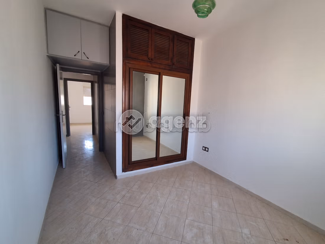 Appartement à vendre 61 m², 2 chambres hay chemaou Salé