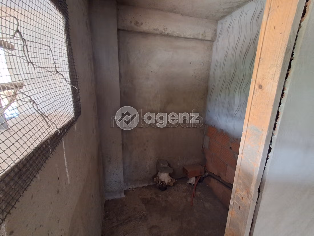 تجارة للبيع 117 متر مربع سكيكينة السخيراط تمارة