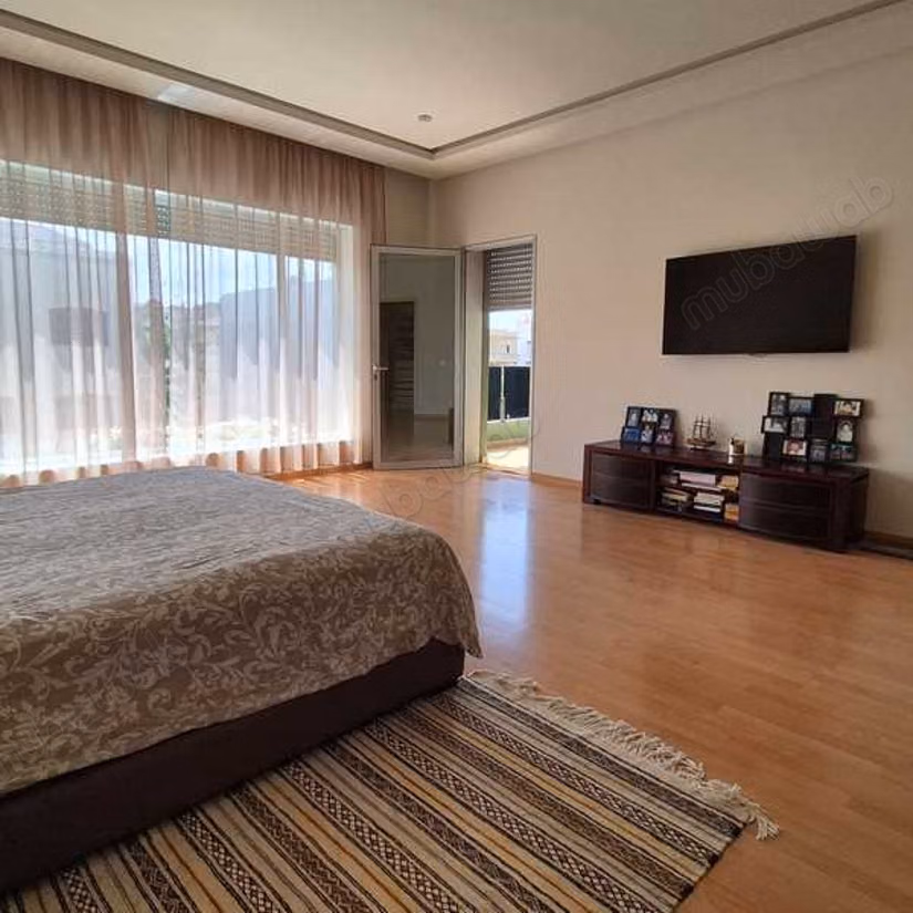 Villa à Vendre de 300.0 m² à Dar Bouazza,
Tamaris1