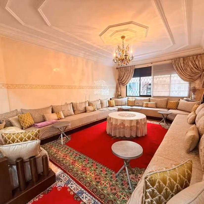 Appartement à Vendre de 193.0 m² à Casablanca, 
Hopitaux