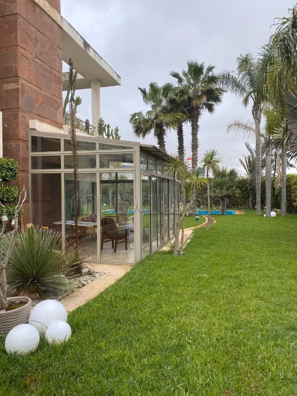 Villa Moderne Meublée à Louer – Bouskoura