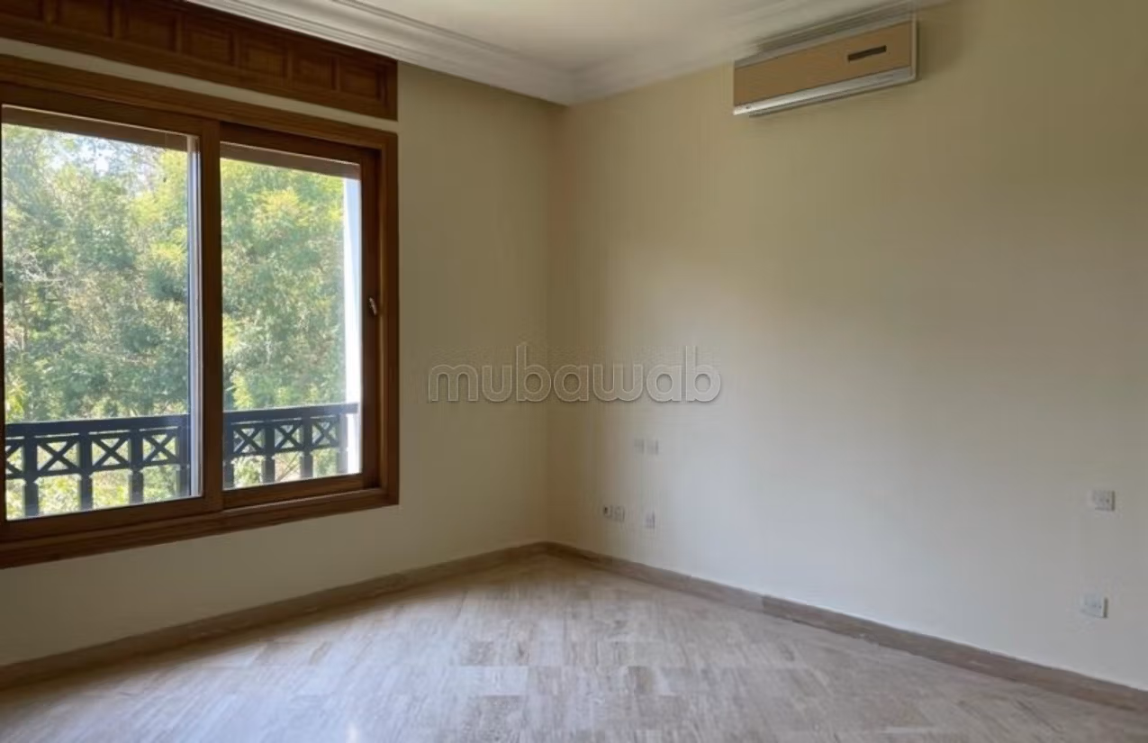 Appartement 170 m² à Centre — 12