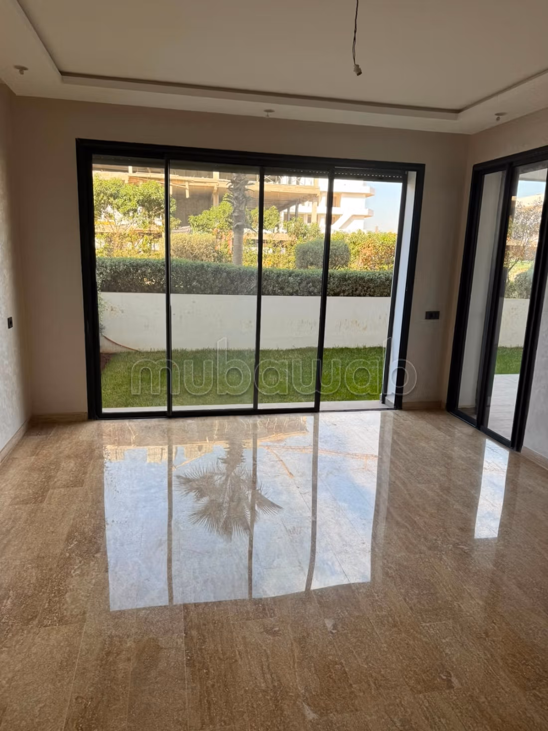 Apprt neuf à almaz rez jardin rés avec piscine
