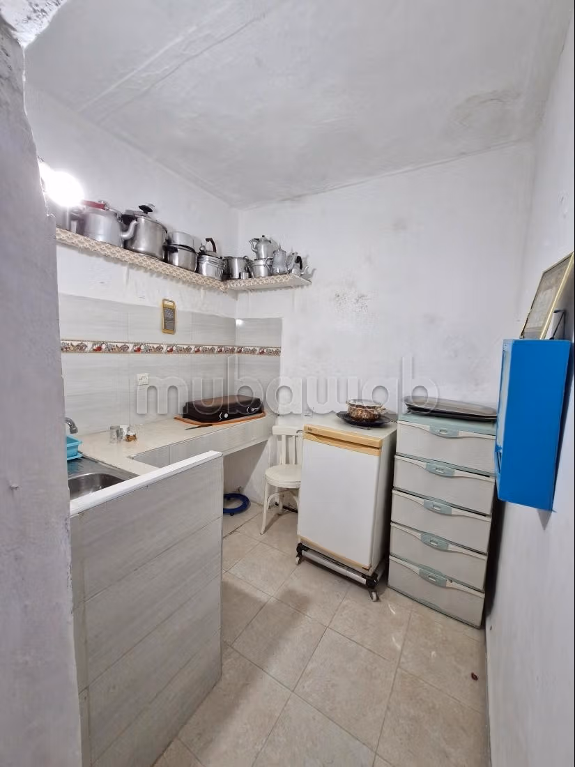Maison à vendre – Quartier touristique — 2