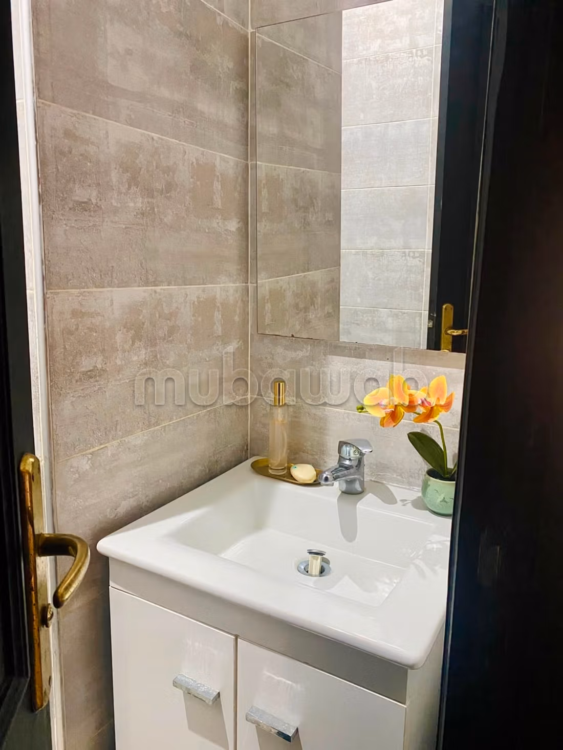 Californie appartement 2 chambres meublé 2 eme étage sans ascenseur — 4