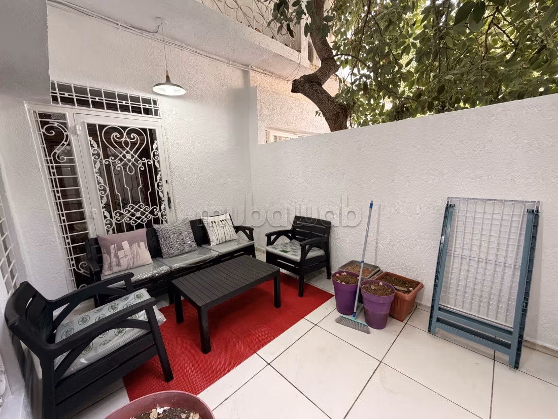 Beau Rez de chaussé d'une villa à louer — 5