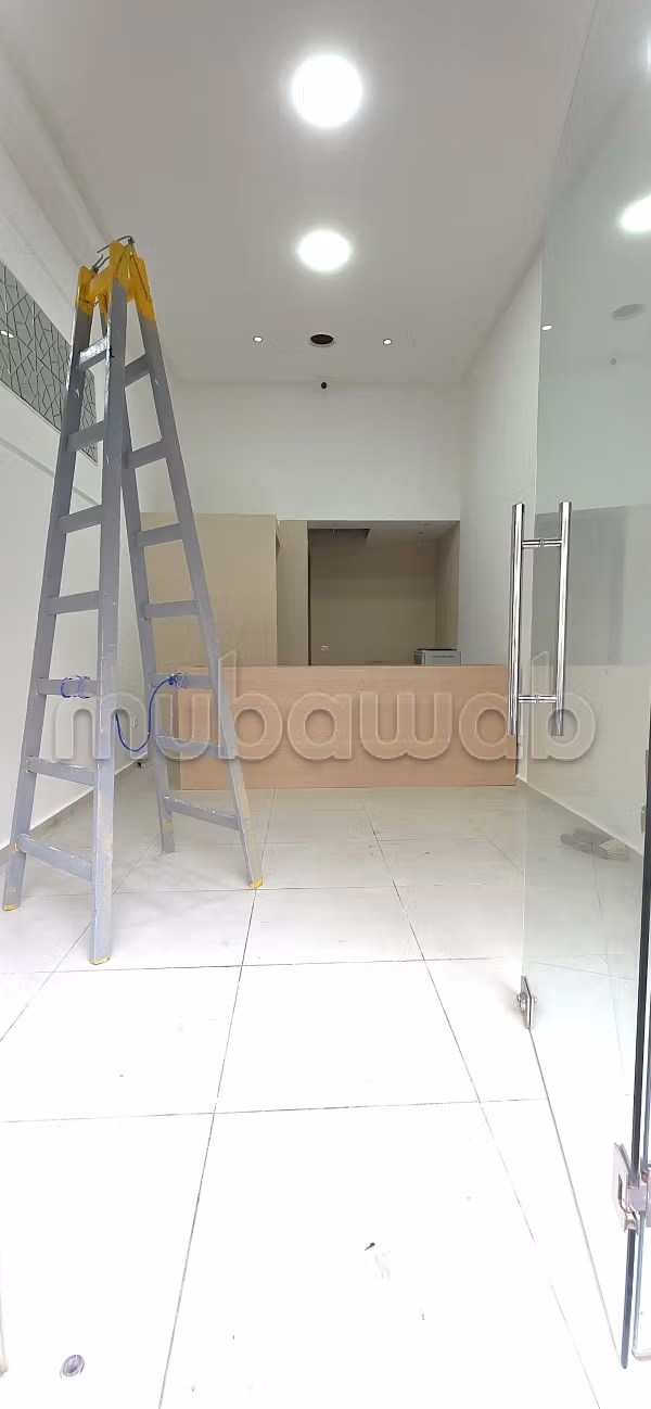Local TOP Emplacement 22m2 Maarif
