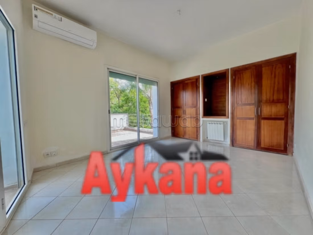 Location Villa in Rabat Souissi