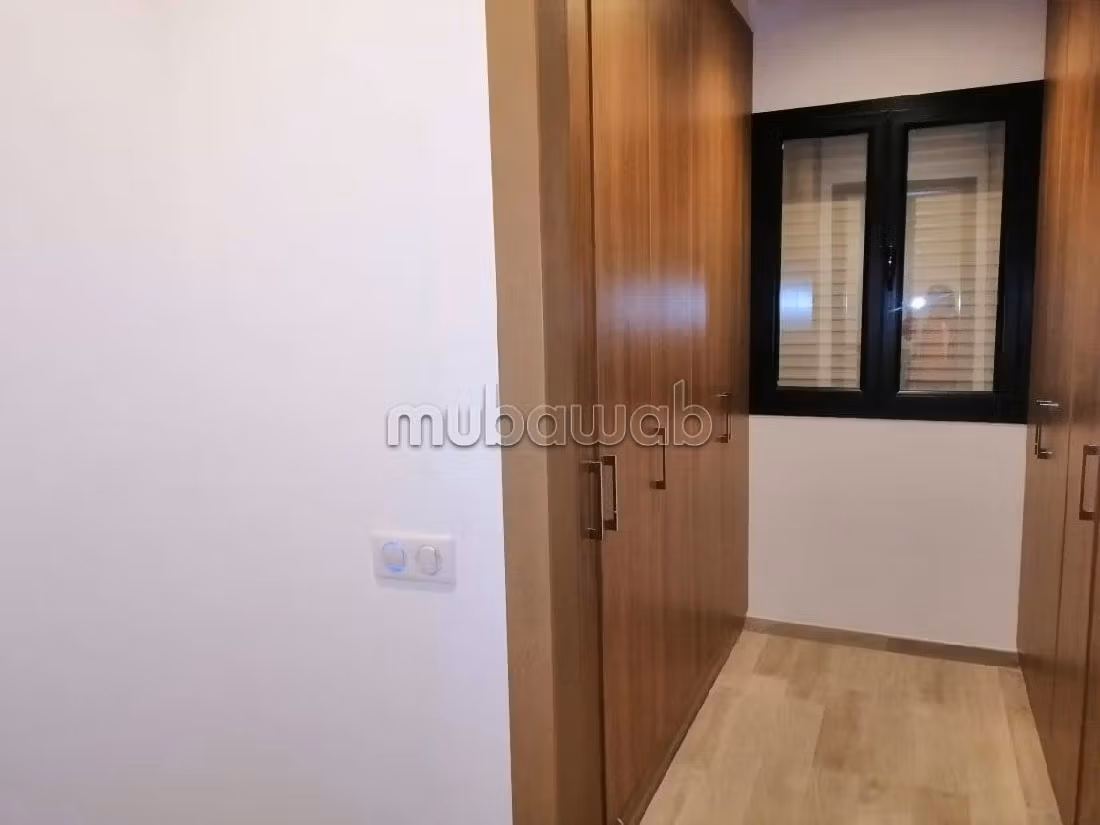 Beautiful empty duplex with garden in La Marsa