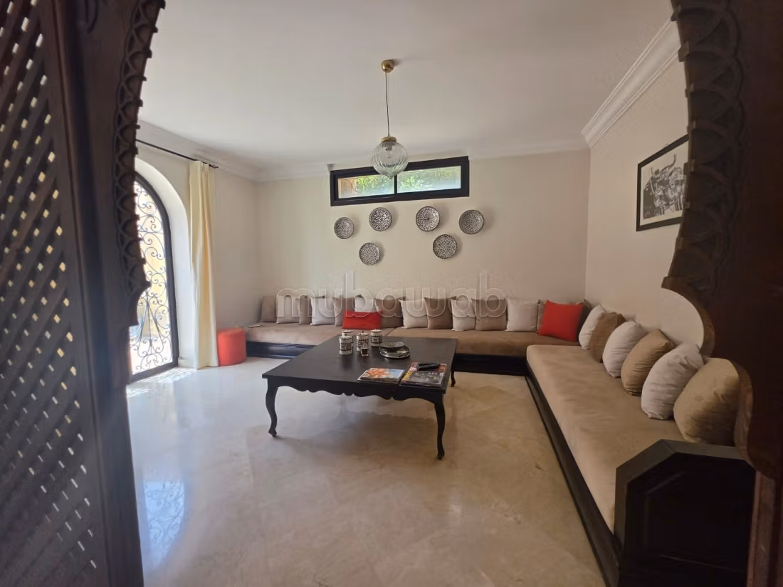 Magnifica villa arredata in affitto a Targa - 1200 m²