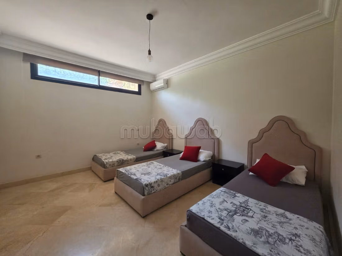 Magnifica villa arredata in affitto a Targa - 1200 m²