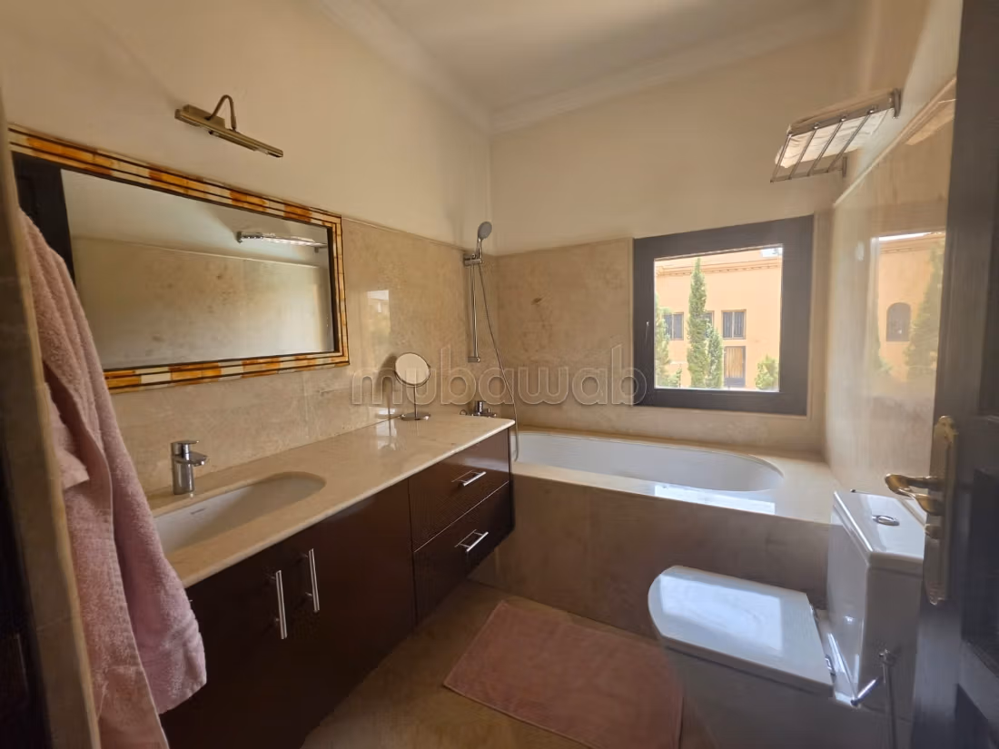 Magnifica villa arredata in affitto a Targa - 1200 m²