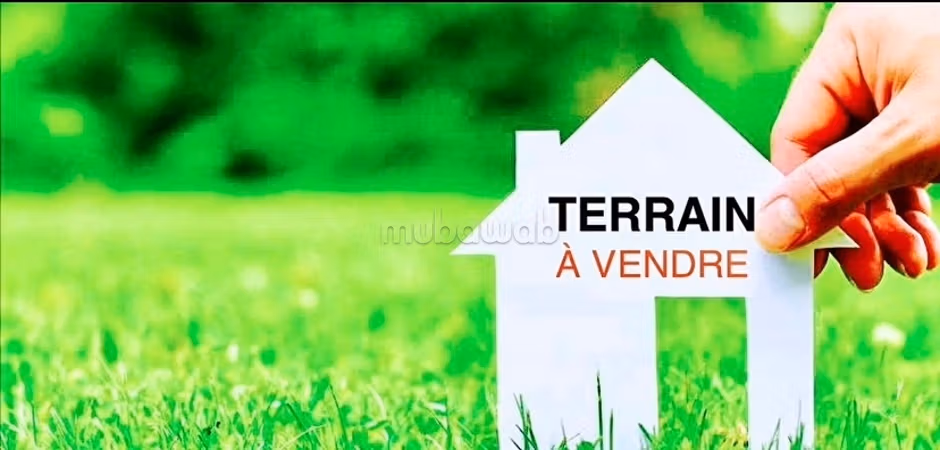 Terrain à la vente à Mutuelle Ville. Surface de 676 m²