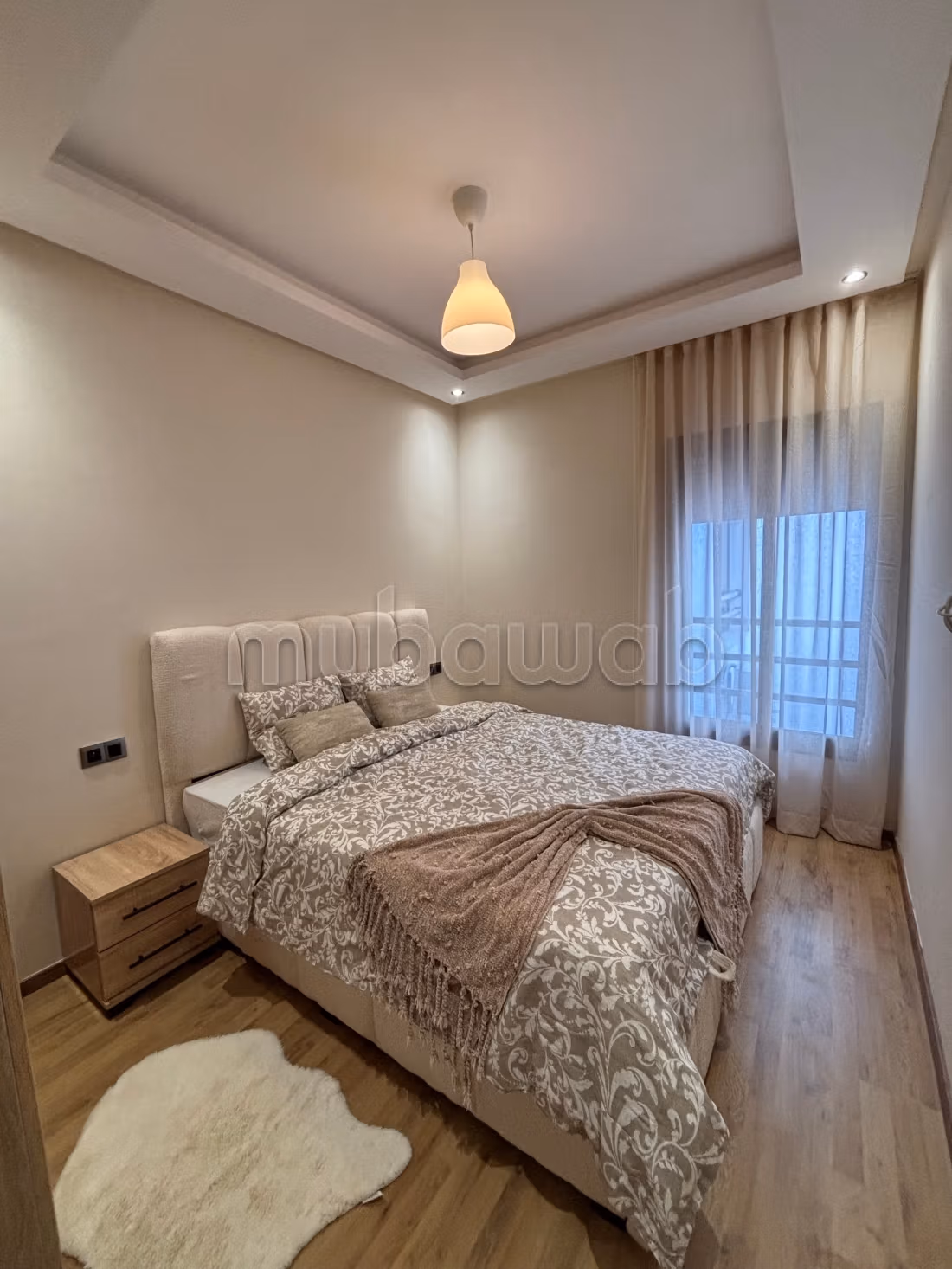 Appartement à louer à Les Hôpitaux.
2 pièces.
Meublé — 4