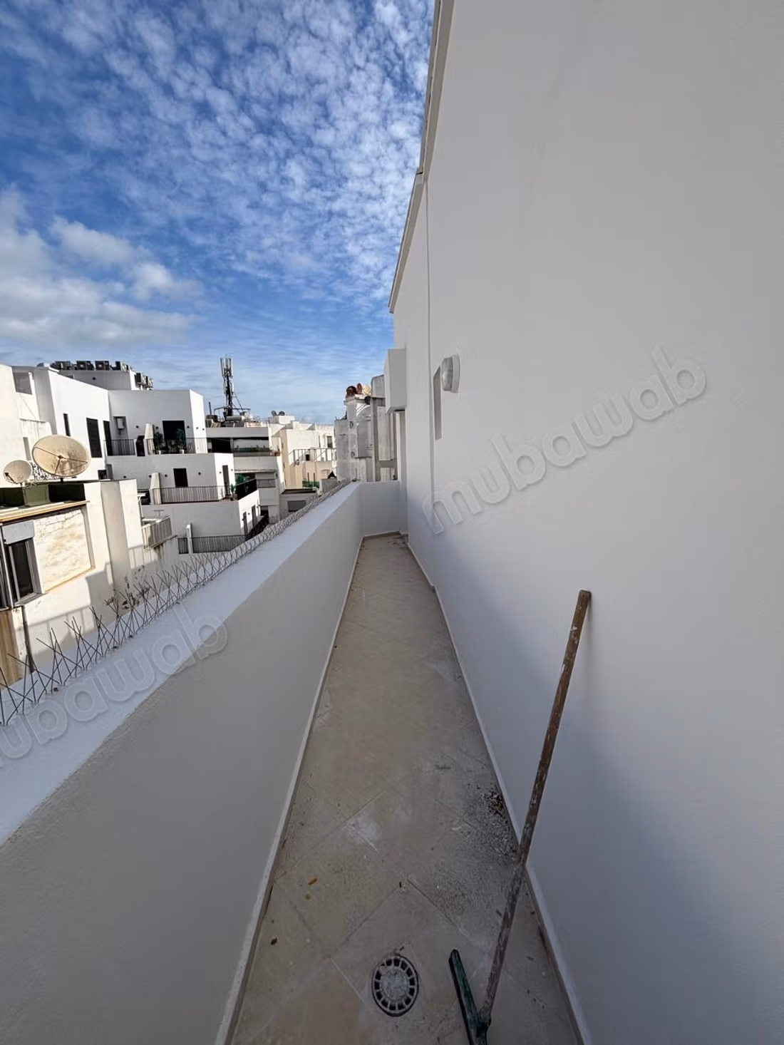 Rental of an apartment in Racine. 2 comfortable rooms. Beautiful terrace and garden