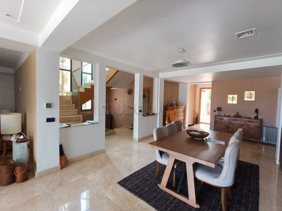 Villa d’Exception Front Golf Palmeraie 
Bouskoura