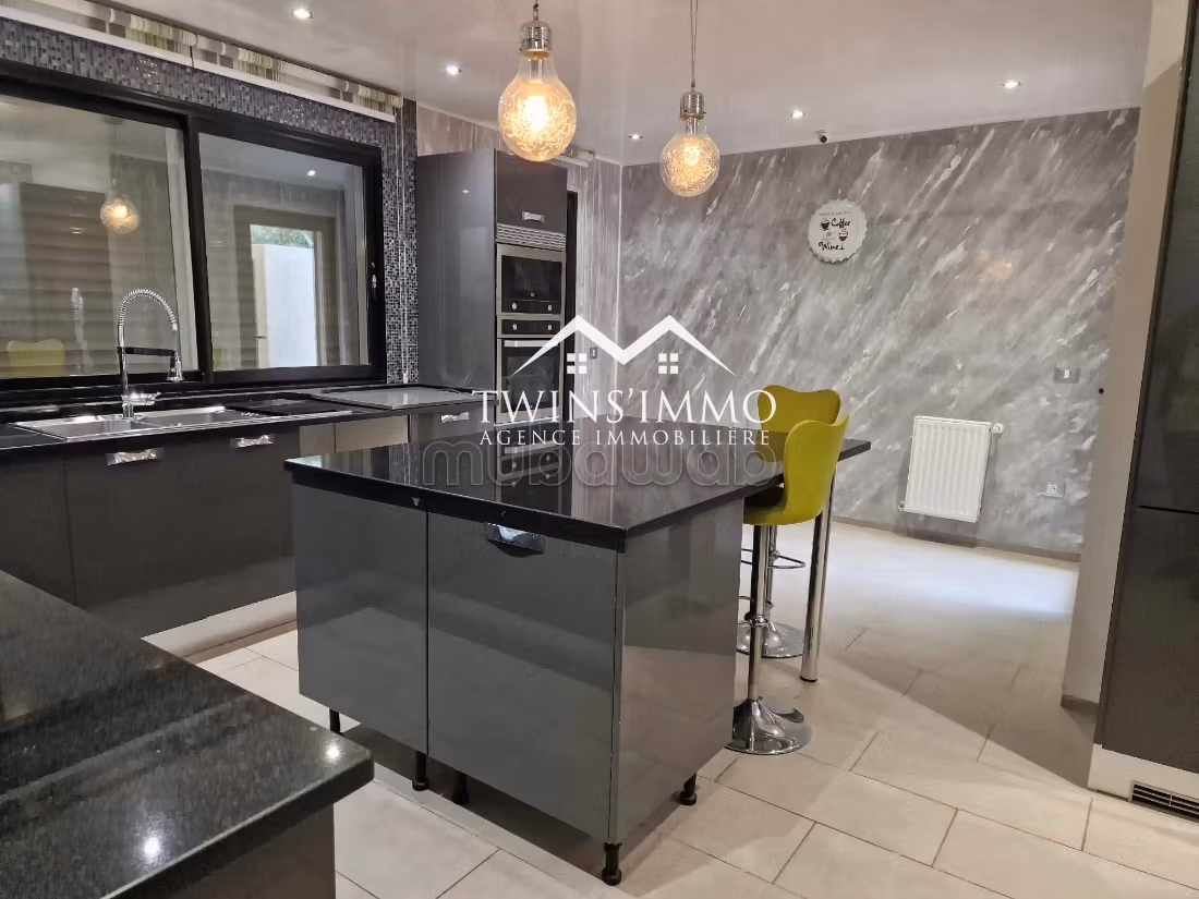 Duplex con piscina a La Soukra