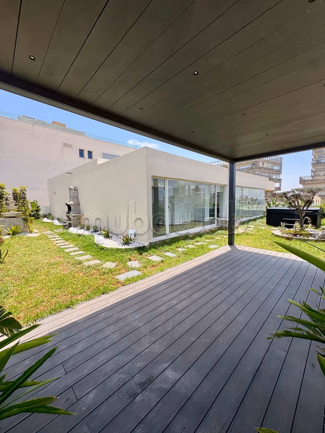 À Vendre – Penthouse Duplex d’Exception au CFC — 3