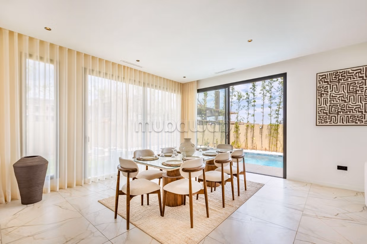 Long-term rental contemporary villa km 9