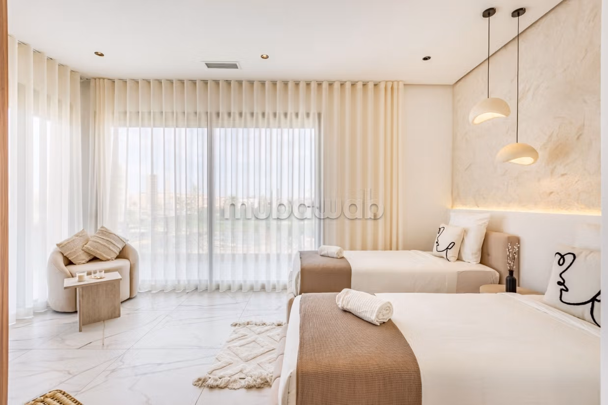 Long-term rental contemporary villa km 9
